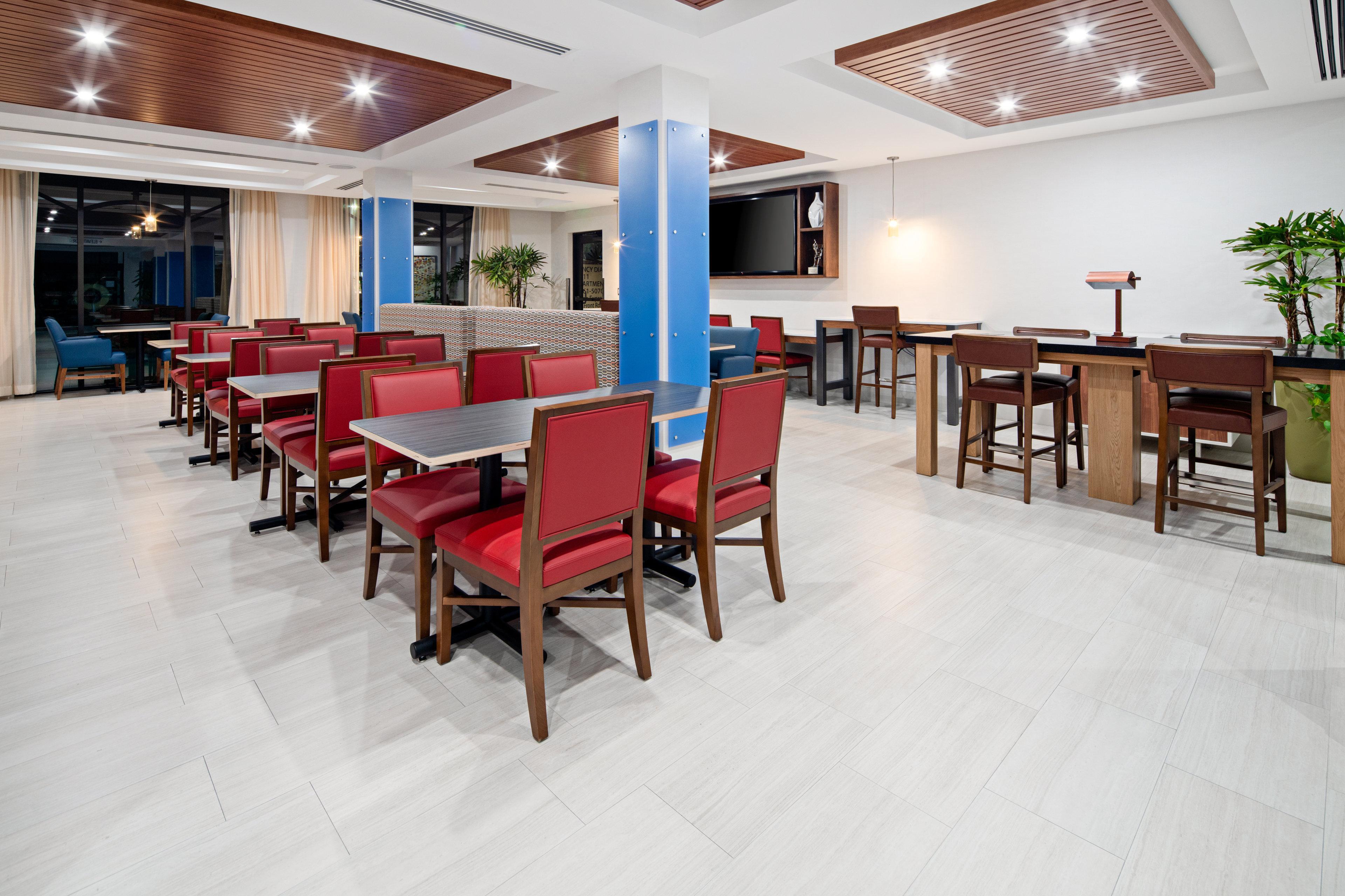 Holiday Inn Express Hotel & Suites Atascadero By Ihg Экстерьер фото