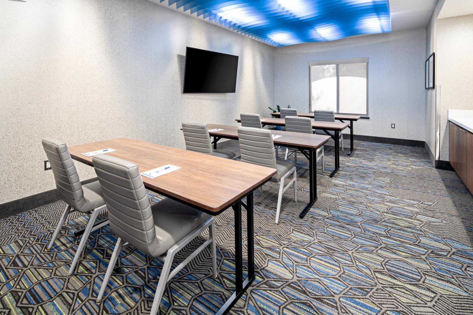 Holiday Inn Express Hotel & Suites Atascadero By Ihg Экстерьер фото